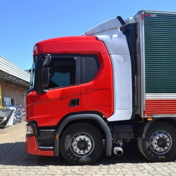 DEFLETOR DE AR / QUEBRA VENTO SCANIA P NTG - PLÁSTICO ABS 